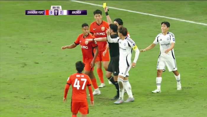 亚冠冲刺阶段走向成谜，山东男篮状态回暖，压力陡增，年轻球员得到机会的简单介绍